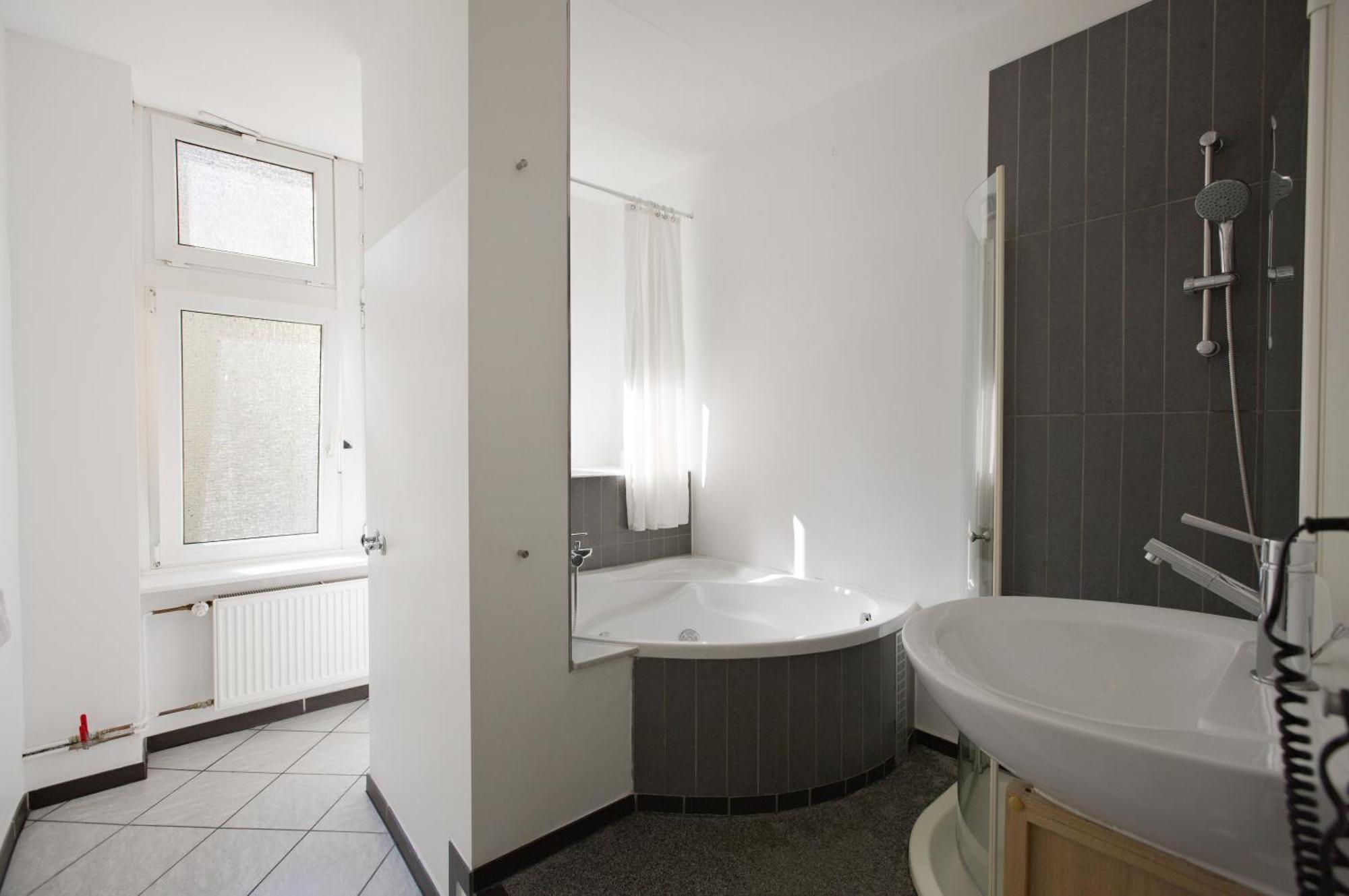 Elegante Altbauwohnung Berlin Dış mekan fotoğraf