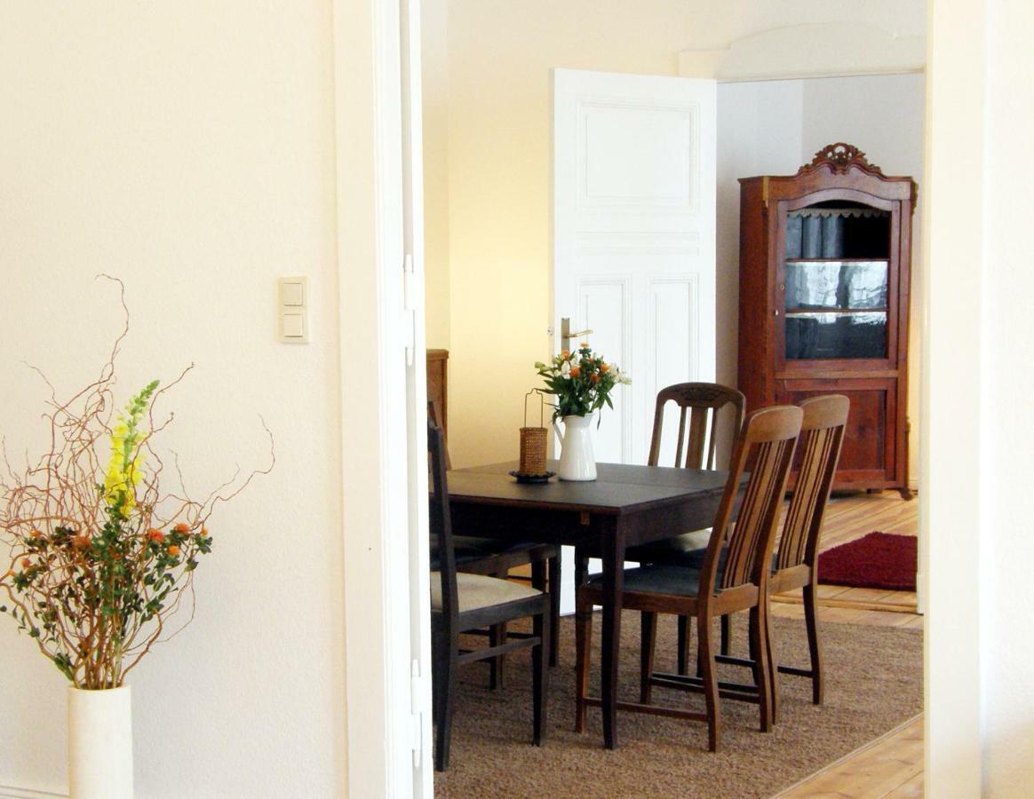 Elegante Altbauwohnung Berlin Dış mekan fotoğraf